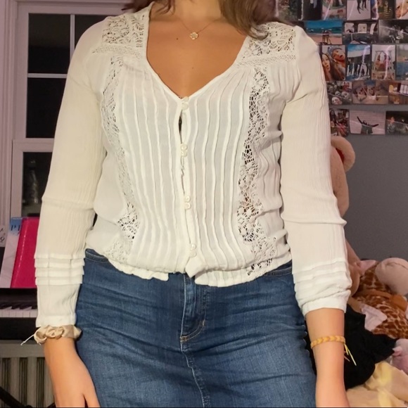 American Eagle Lace Button Down - Picture 1 of 1